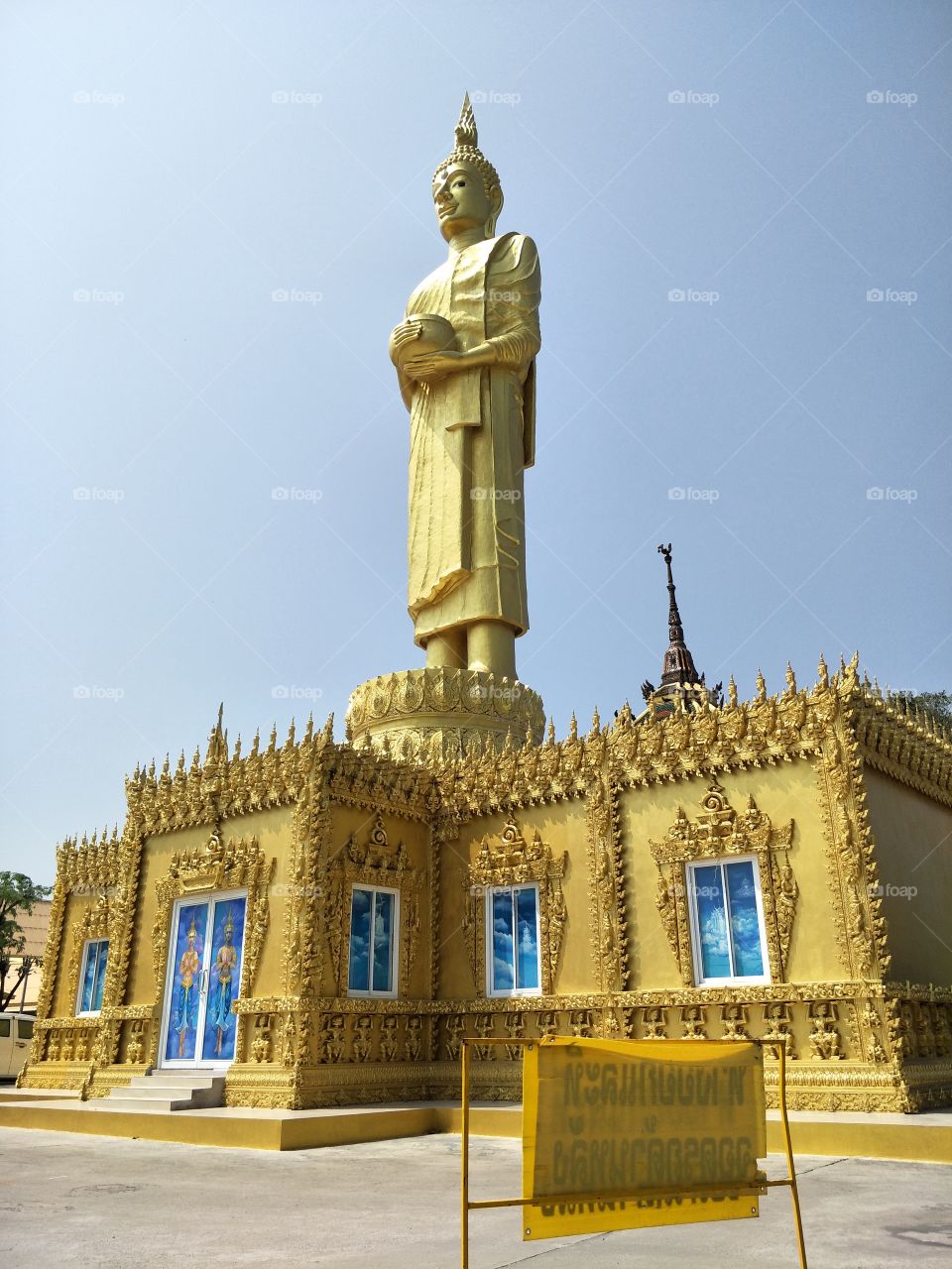 Image of Buddha gold color.