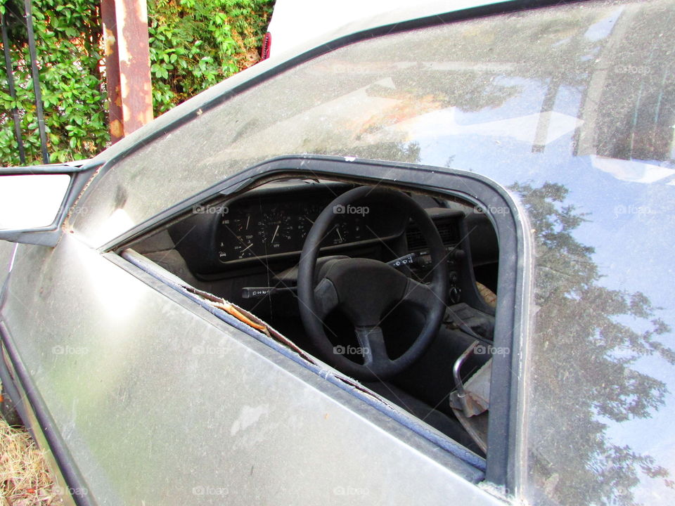 windshield of a out of commissioned DeLorean