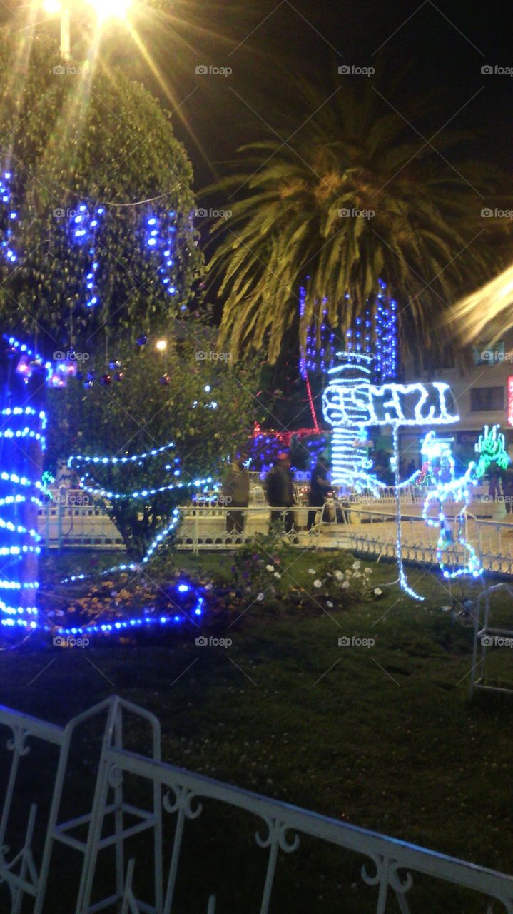 luces de navidad ,plaza del pueblo