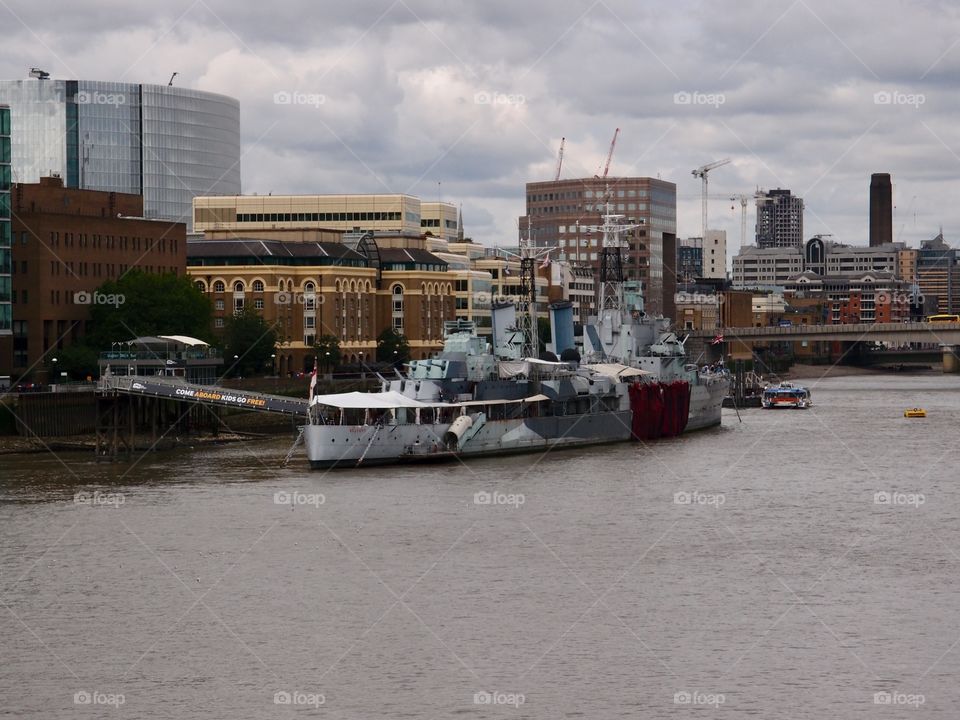 Summer vacation sightseeing in London 