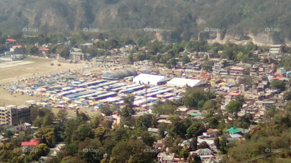 between the jil station