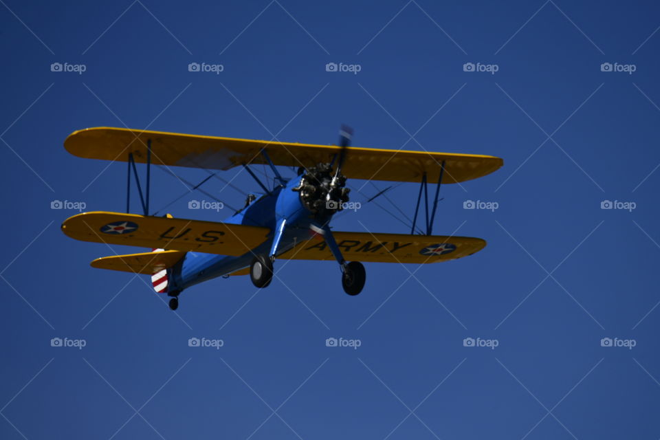 Boeing Stearman Kaydet Motor: Lycoming R-680
de 225 HP (P&W R-985 de 450 HP)
Envergadura: 9,80 m
Longitud: 7,63 (7,56) m
Velocidad máxima: 200 (253) Km/h
Velocidad de crucero: 165 (217) Km/h
Velocidad mínima: 80 Km/h
Techo de servicio: 4.000 (7.200) m
Autonomía: 580 (1.020) Km
Acomodo: Biplaza (monoplaza)
Peso vacío: 908 (1.130) Kg
Peso total: 1.220 (1.598) Kg
Primer vuelo: Diciembre de 1933-
Boeing Stearman Kaydet Engine: 225 hp Lycoming R-680 <br> (450 hp P&W R-985) <br> Wingspan: 9.80 m <br> Length: 7.63 (7.56) m <br> Maximum speed: 200 (253) km/h <br> Cruising speed: 165 (217) km/h <br> minimum speed: 80 km/h <br> Service ceiling: 4,000 (7,200) M <br> Autonomy: 580 (1,020) Km <br> Accommodation: Tandem (monoplaza) <br> Empty weight: 908 (1,130) kg <br> Total weight: 1,220 (1,598) kg <br> First flight: December 1933