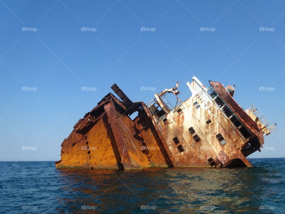 sunked ship