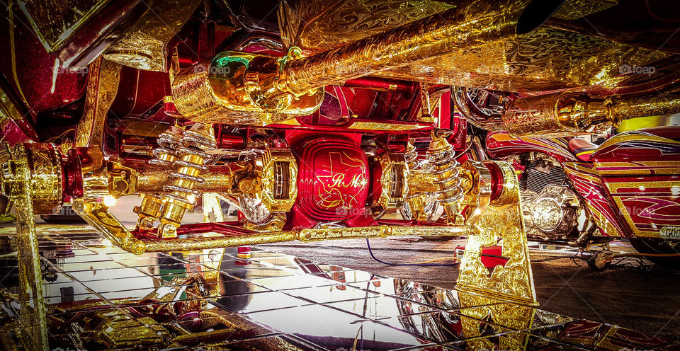 unbelievable engraving on this show car