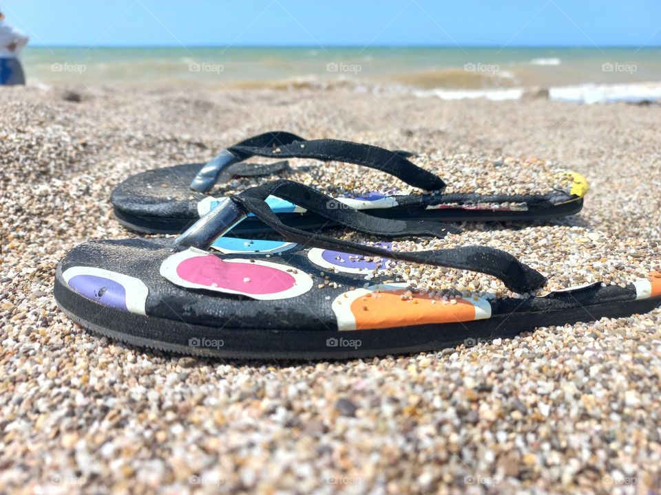 women's flip flops for the sea.