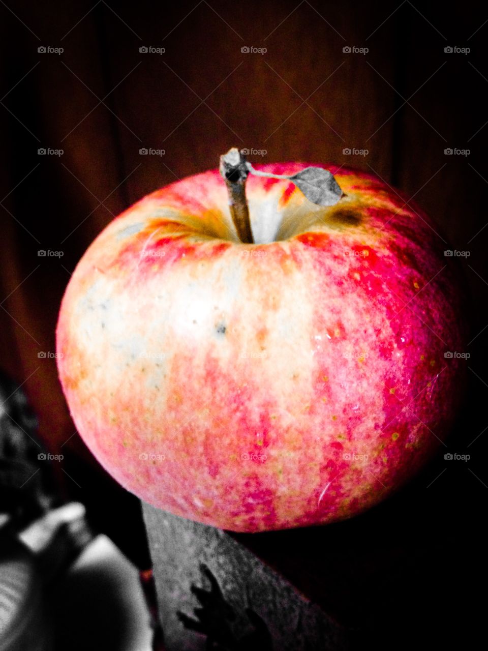 Red apple