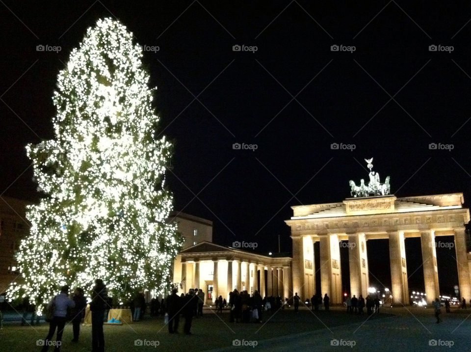 light christmas night berlin by sylvynpetitjean