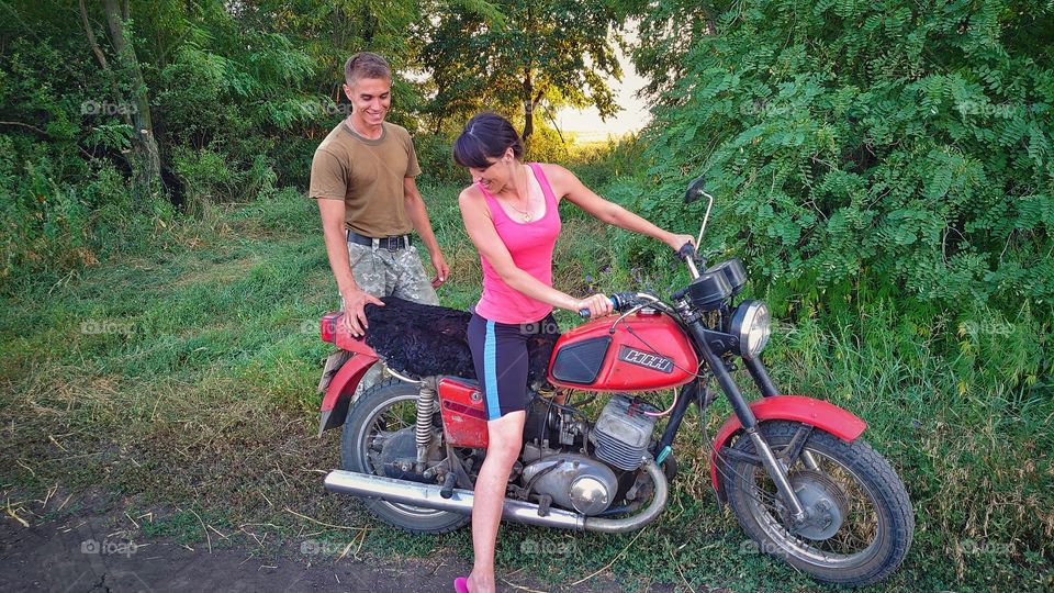 Live photos look much cooler than well-posed ones. First impressions of a motorcycle ride.