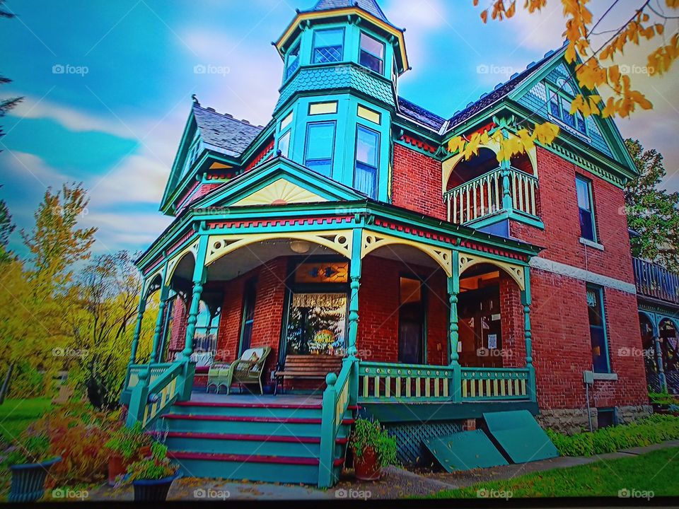 house of the Rainbows