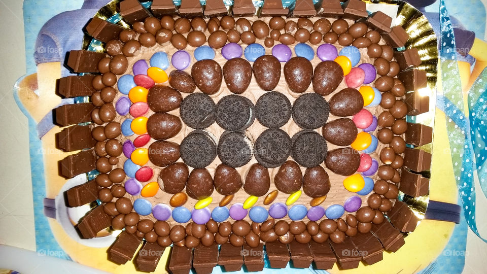 cake fulled with candies