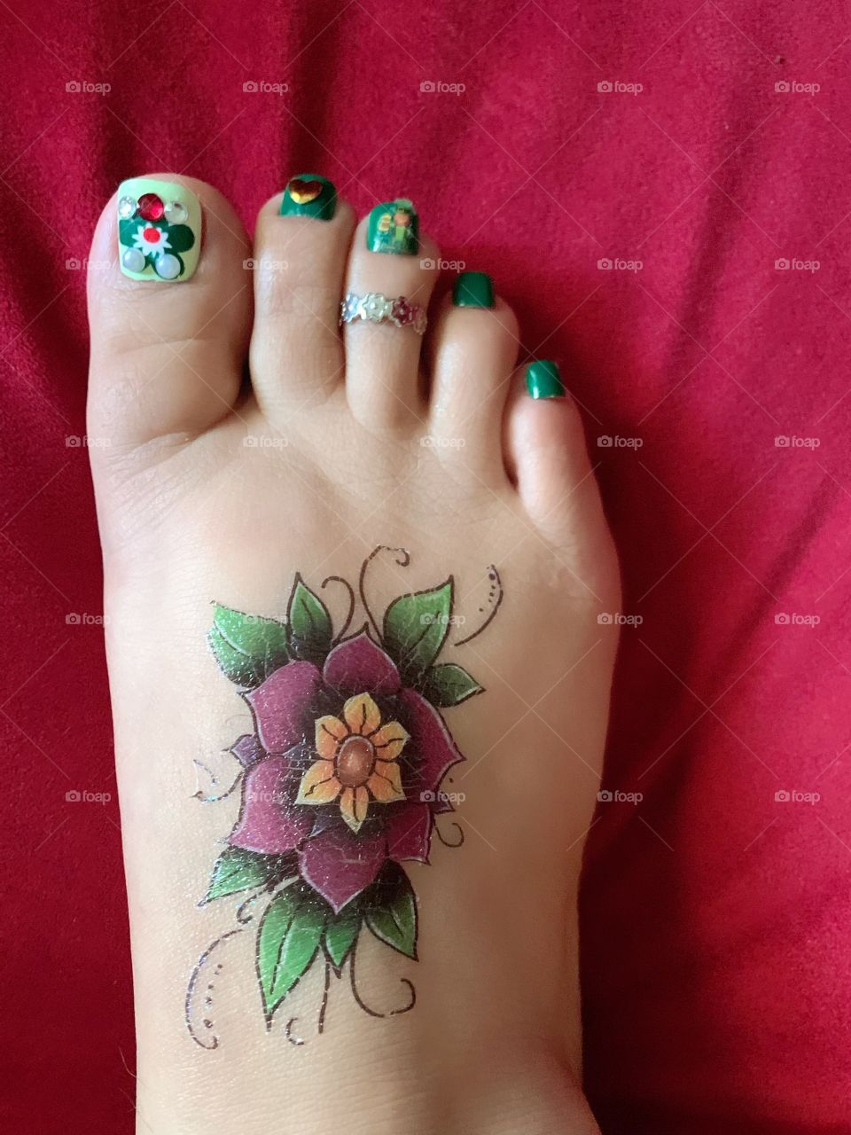 normal chubby feet with removable sticker with water testing how they fit me! 😅