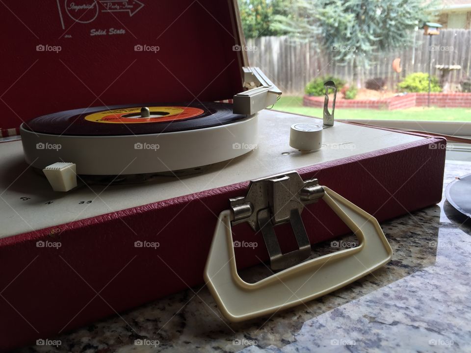 Record player with records 