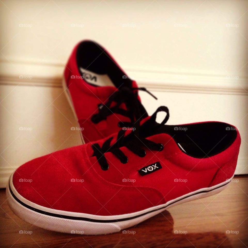 Vox red shoes 