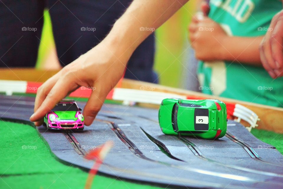 Car race game