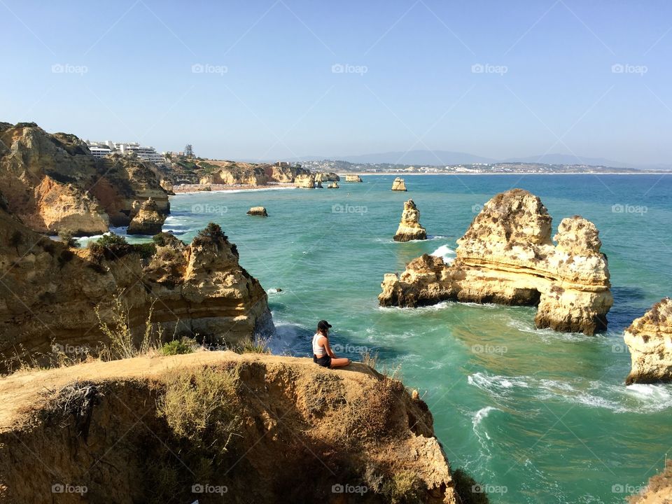 Solitude above the ocean