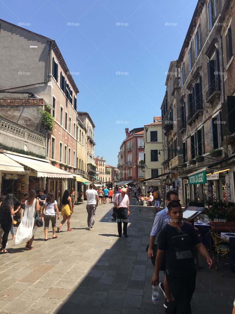 Walking the streets of Venice 