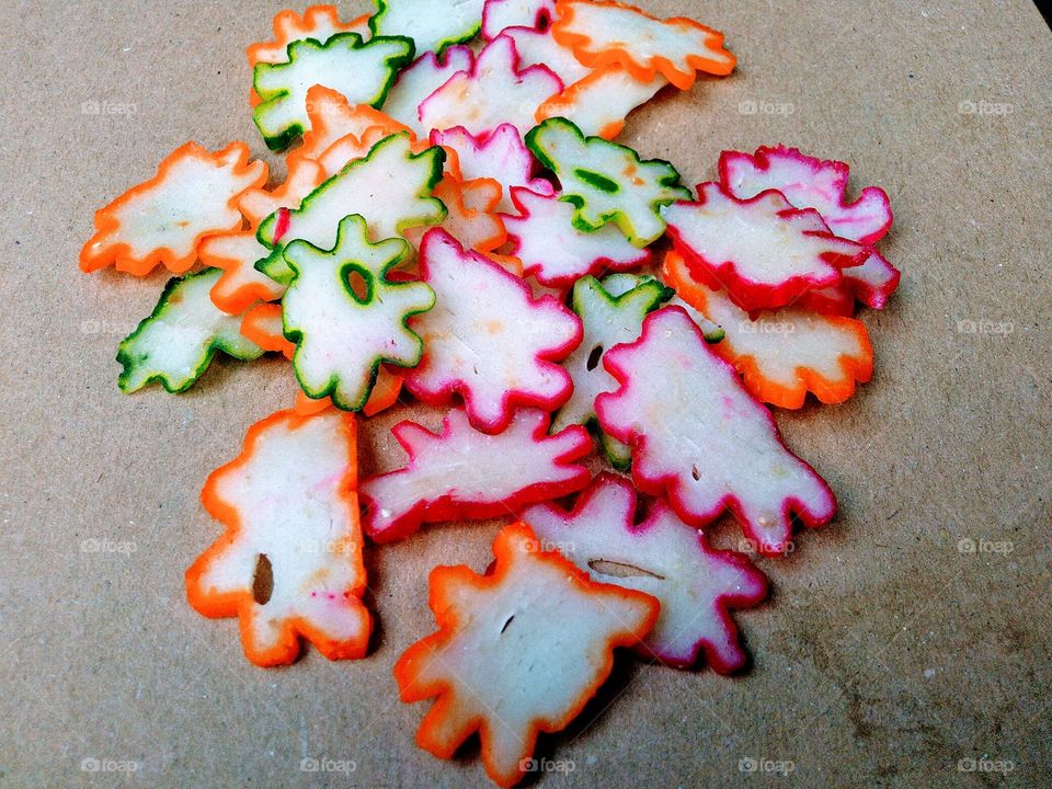 Ingredients for colorful star onion crackers