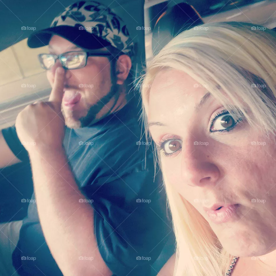 silly couple
