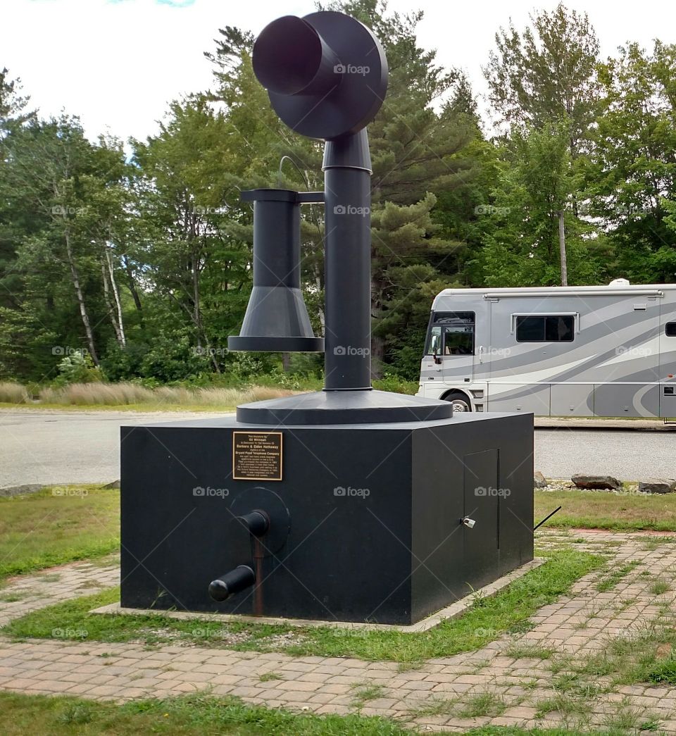 World's Largest Telephone, Bryant Pond, ME