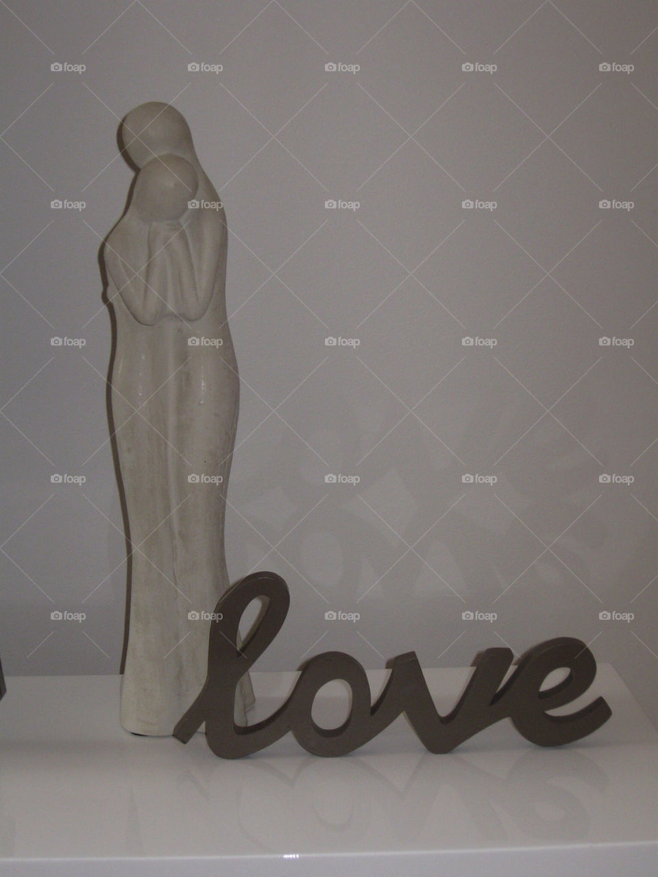 statue love couple ljubav by splicanka
