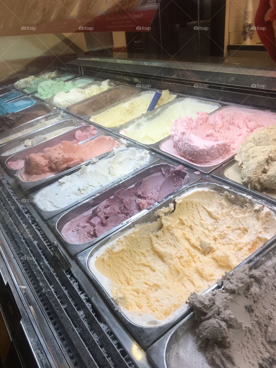 Ice cream shop selection 