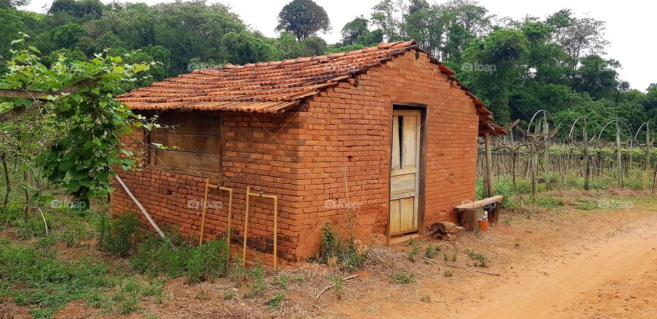 warehouse in country