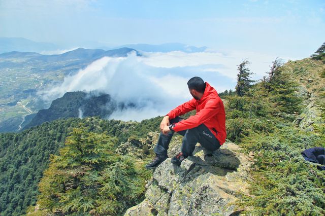 trekking