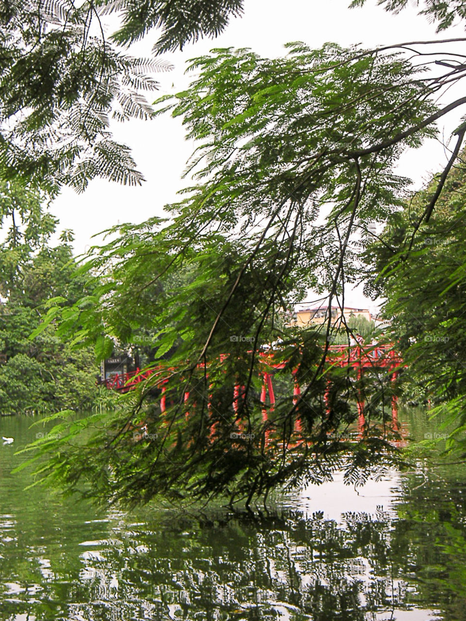 Hoan Kiem lake