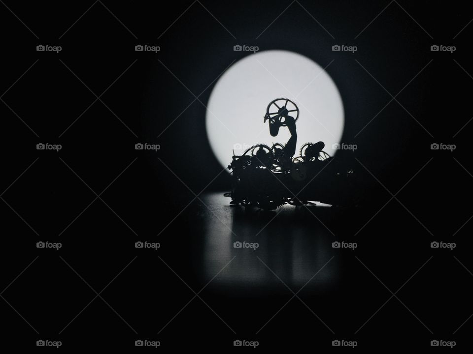 the music band with gears,       i used  magnet with automatic watch movement gear parts