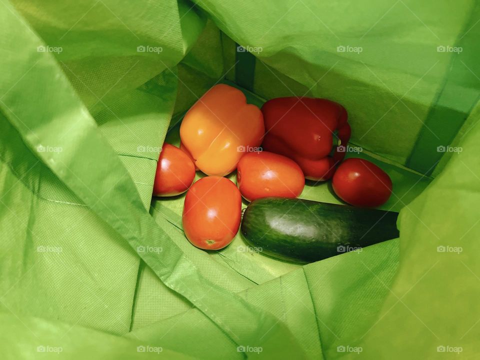 Vegetables inside the grocery bag