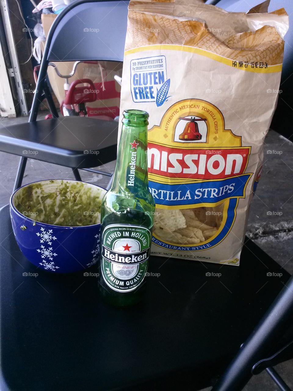 the best 3 things. chip and dip, beer
