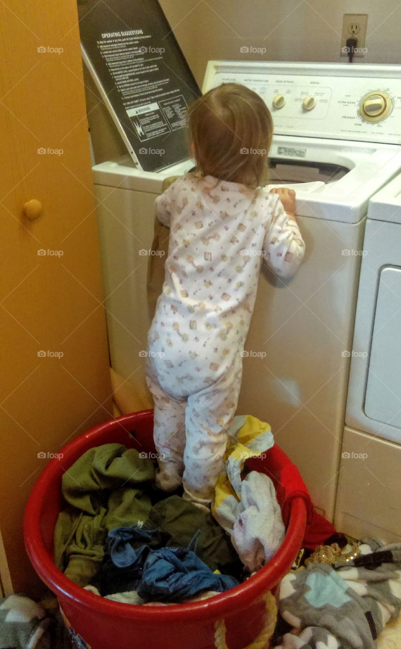 Little Laundry Helper