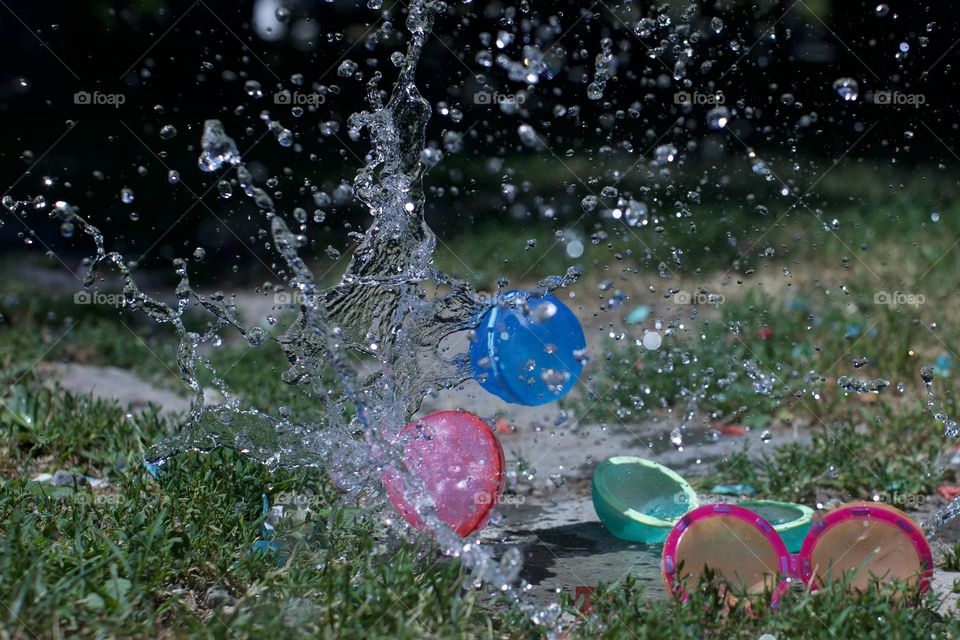 Summer Day fun with re-usable water balloons! 