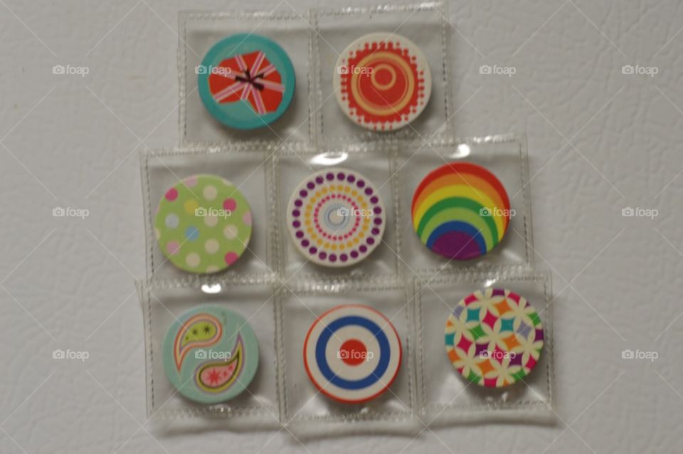 Colorful round refrigerator magnets 