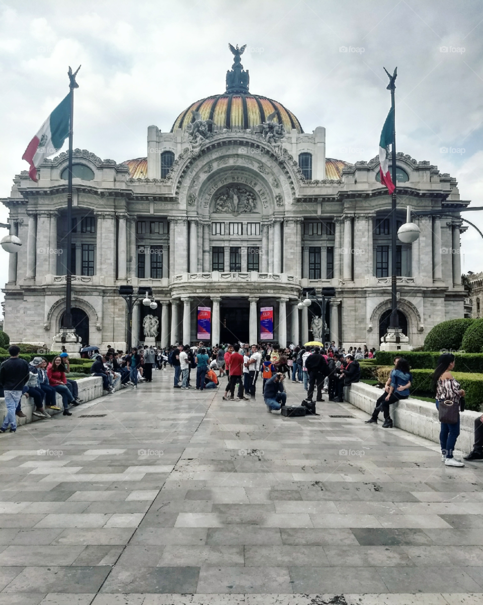 Palacio de bellas artes , México city