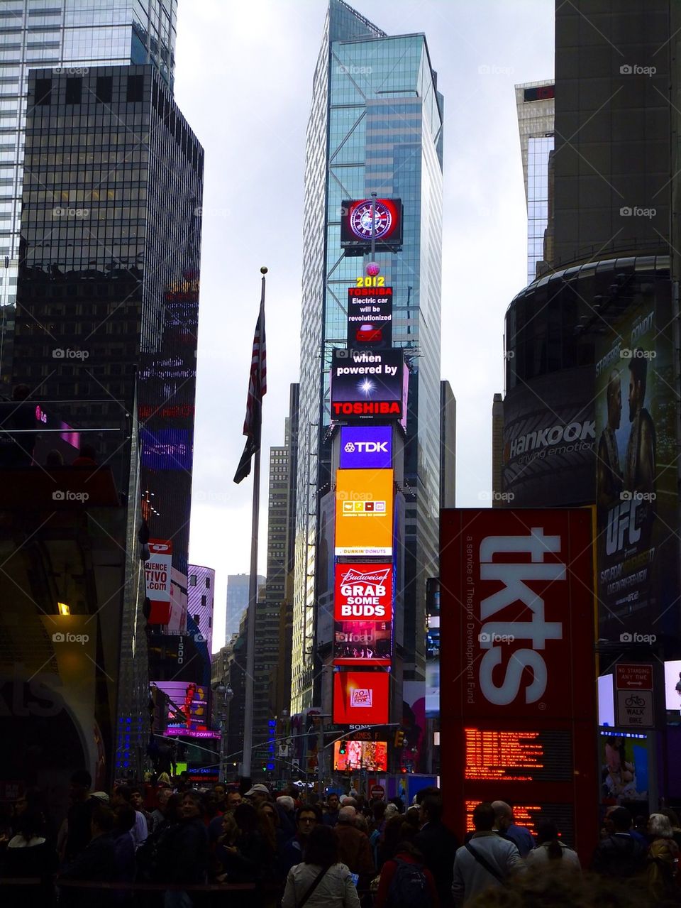 NEW YORK CITY TIMES SQUARE