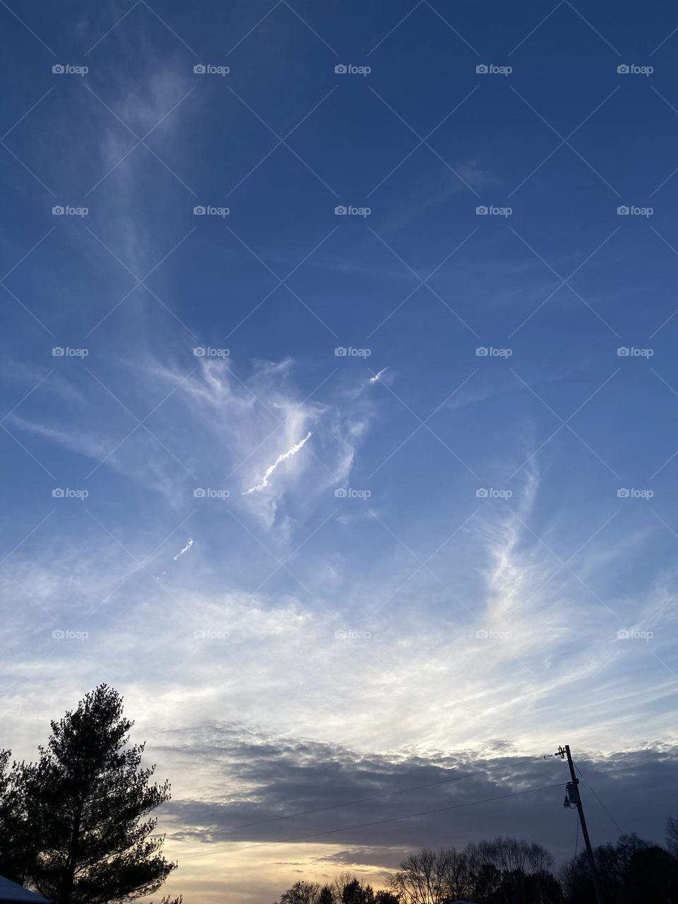 Before the night begins to fall 