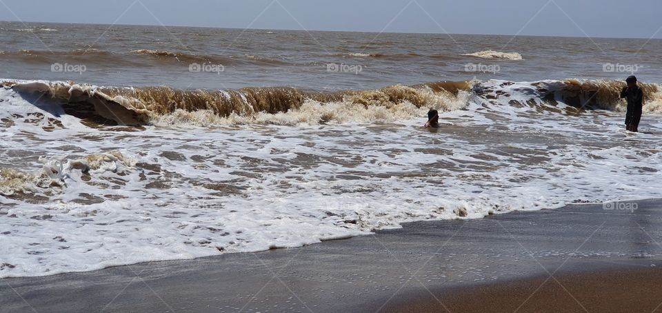 jampore beach, daman, gujarat, india