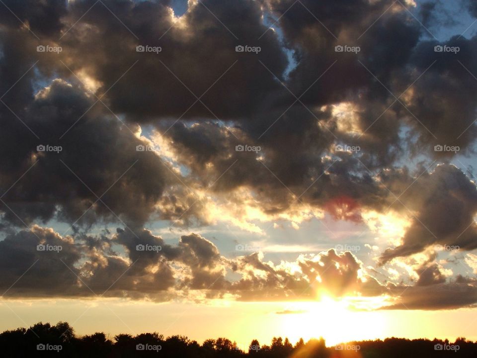 Sunset with an oncoming storm 