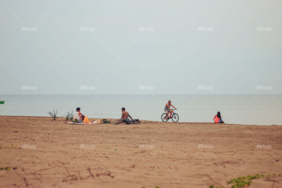 social distancing at the beach