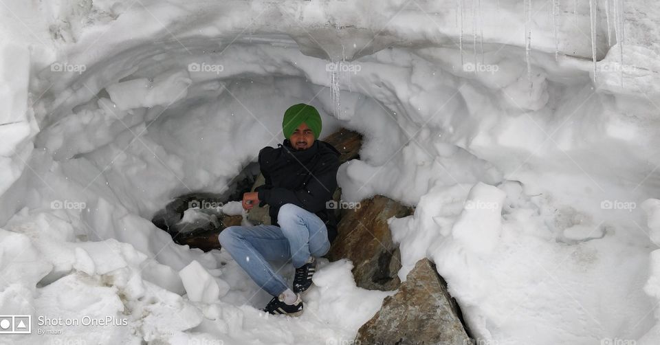 baba maan,in snow cave