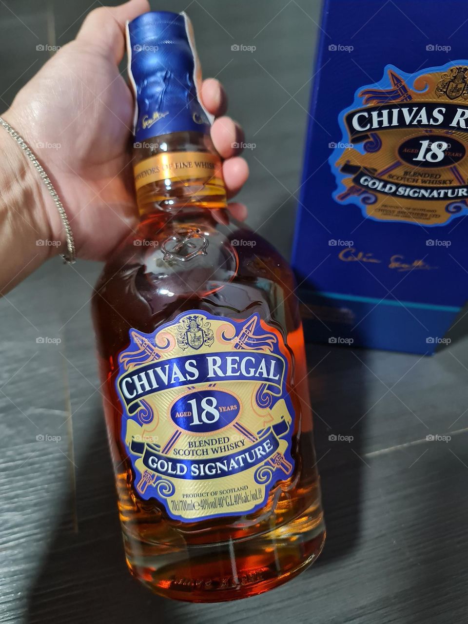 Liquor Whiskey Chivas Regal Gold Signature