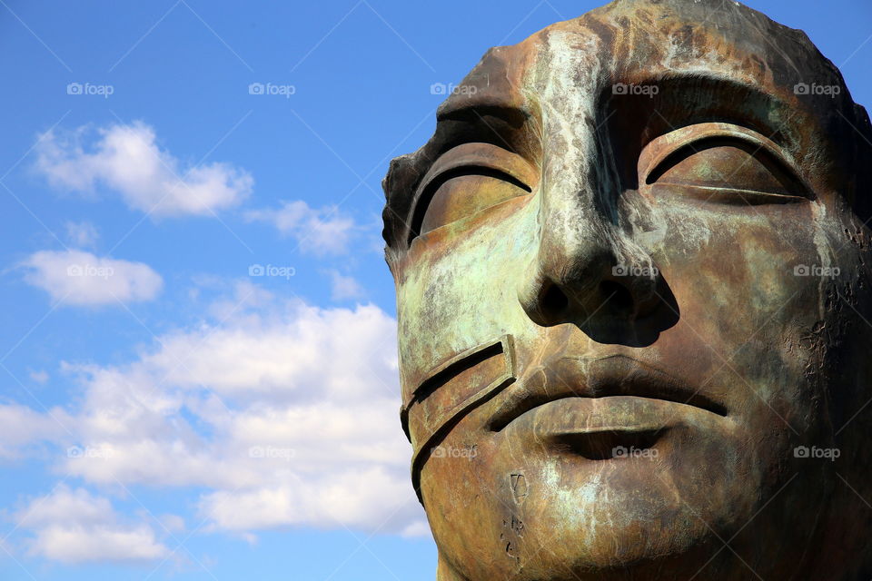 Tindaro mitoraj bronze face in pompei set