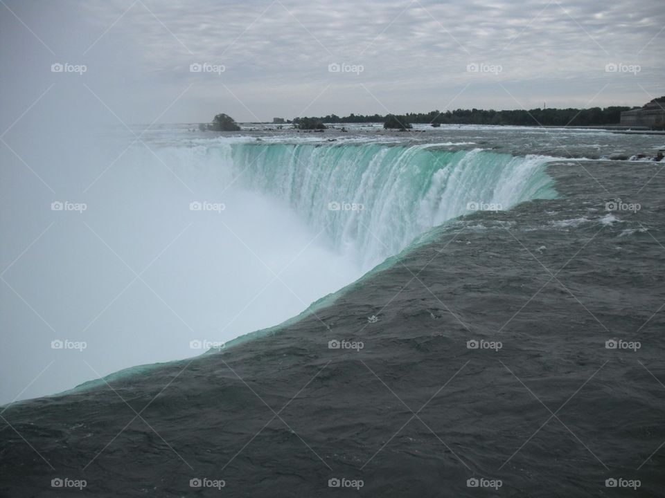"Niagra Falls up Close "