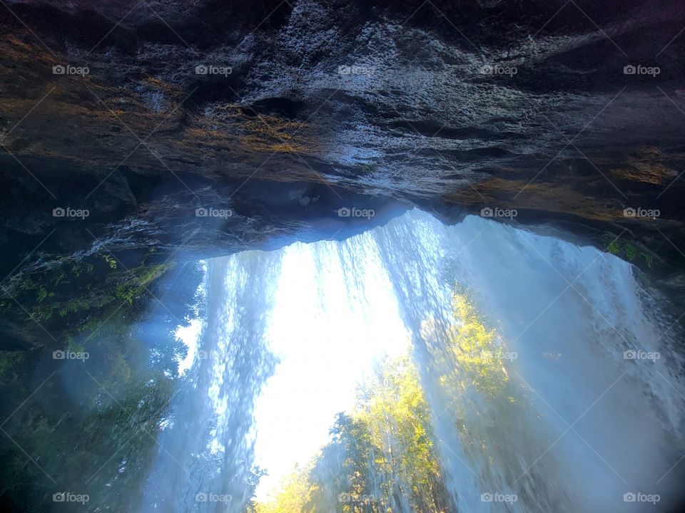 underfalls looking up