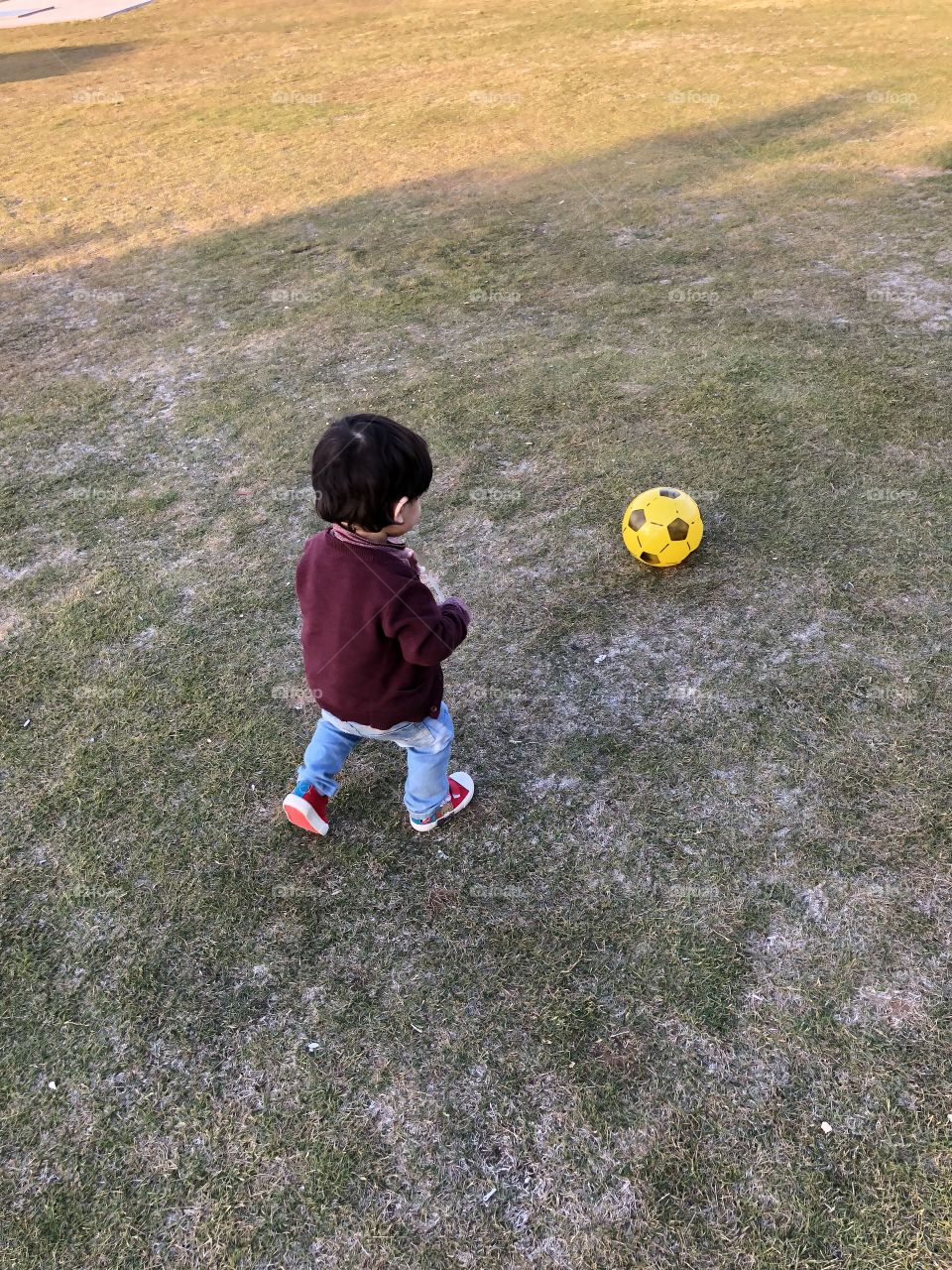 Playing football 