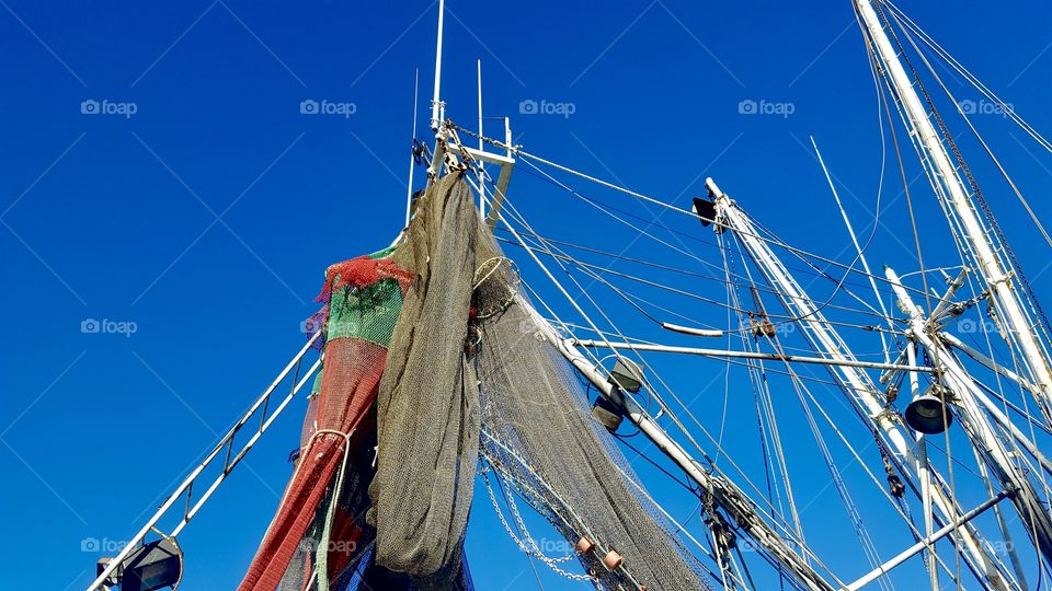 Masts and rigging on oyster boat