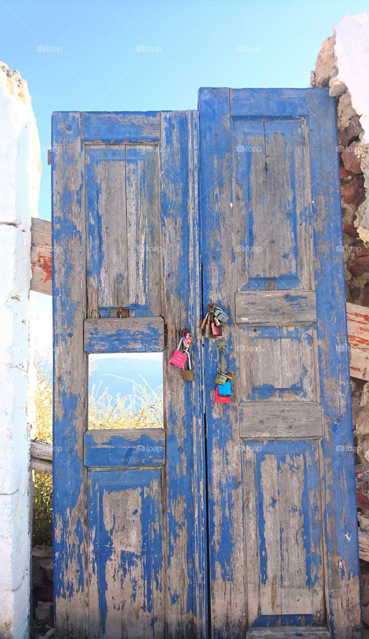 Gate to the sea