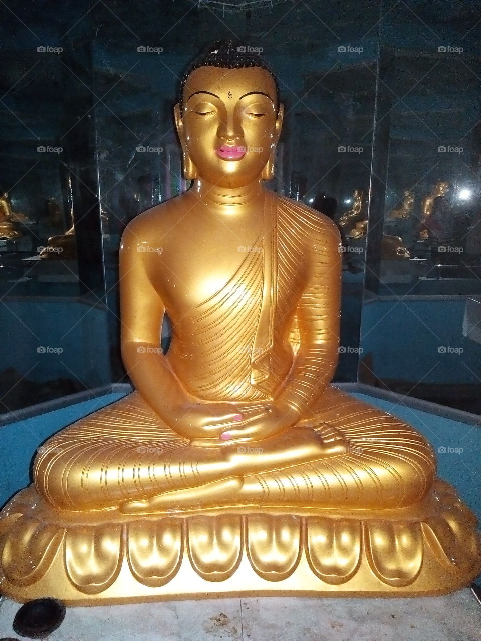 Lord Buddha Statues $L