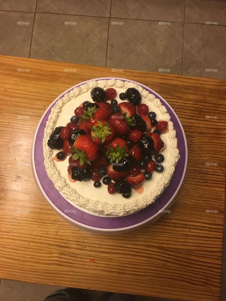 Mixed berry cake top